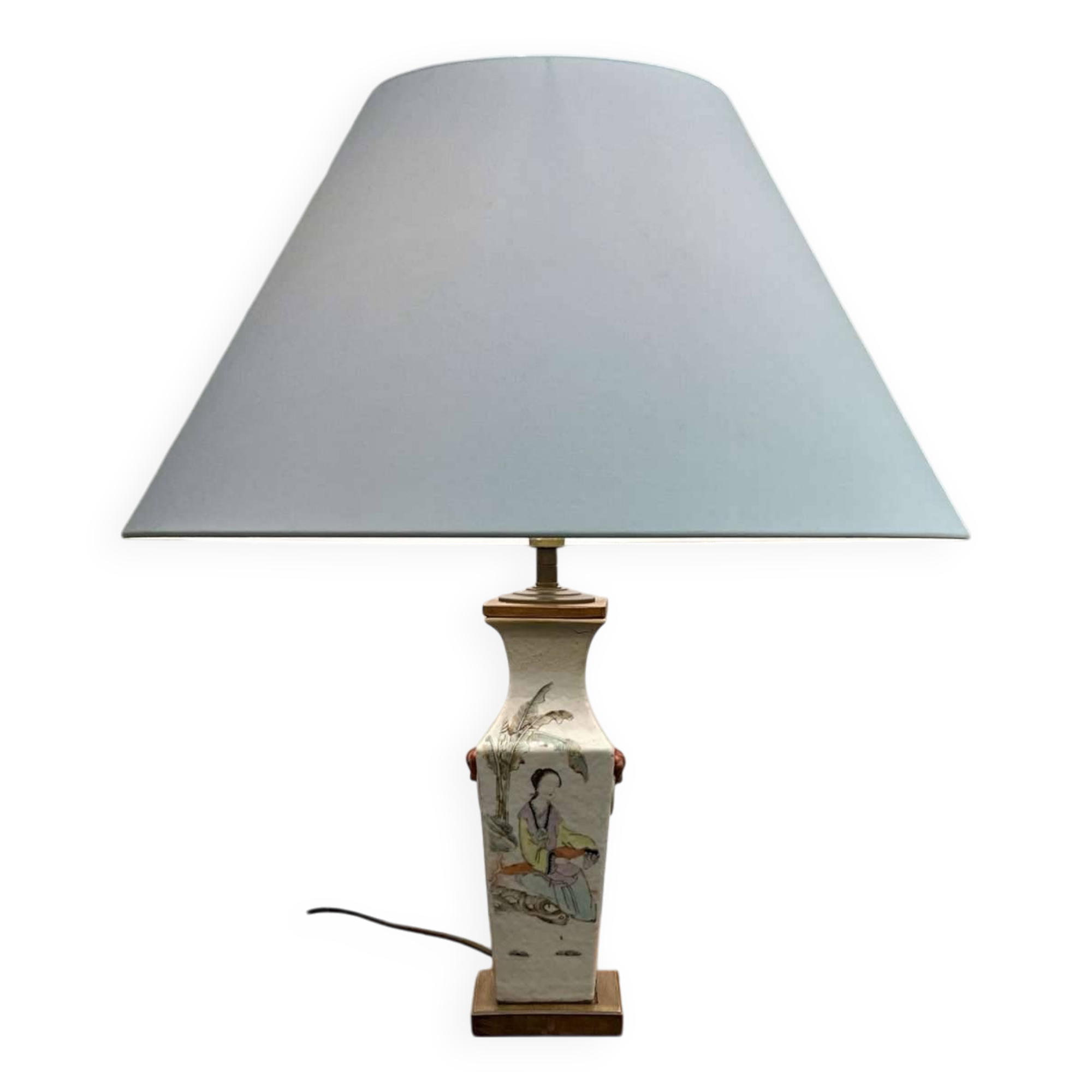 Chinese porcelain lamp from the early 20th century