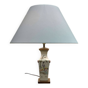 Lampe en porcelaine Chinoise début XXème