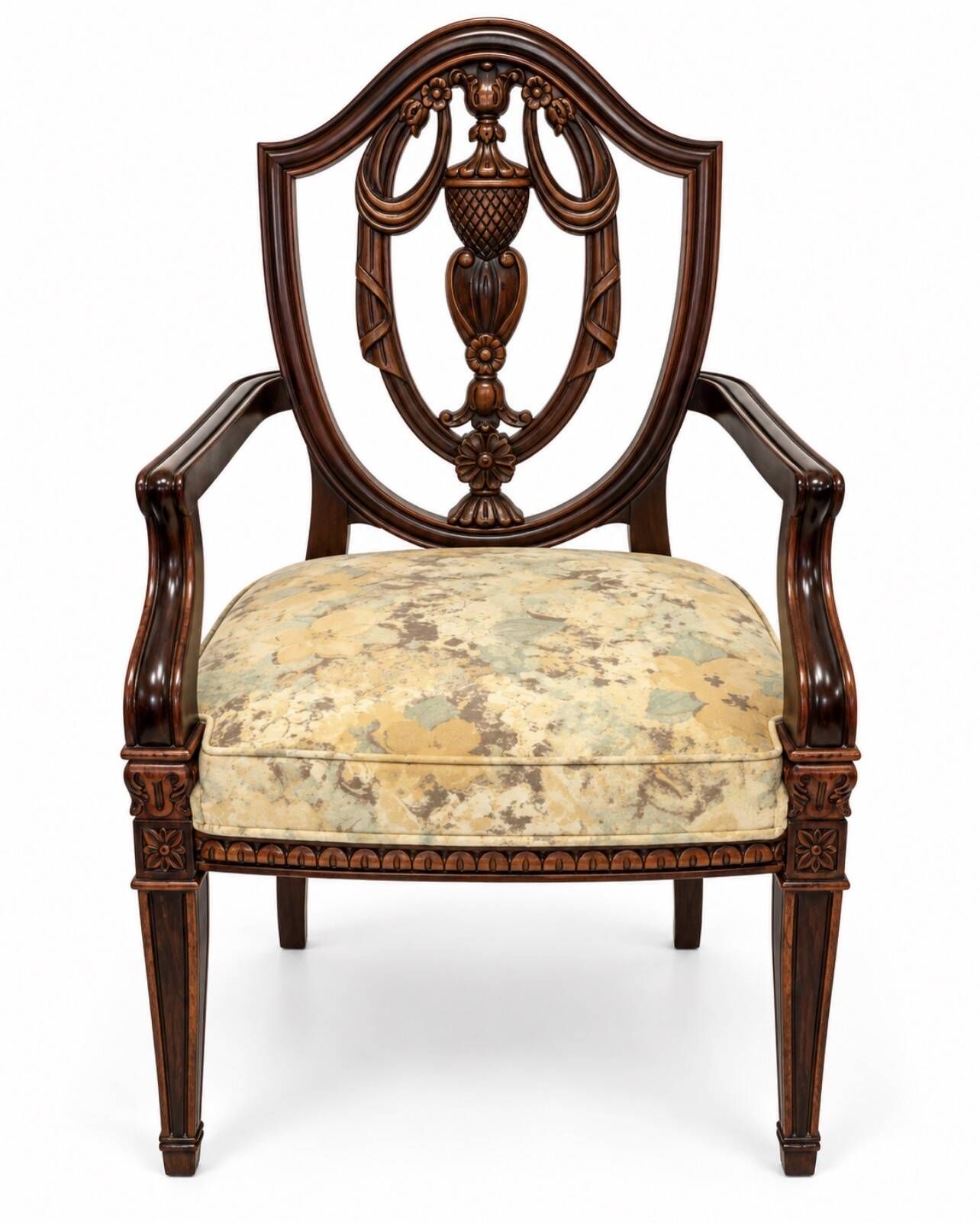 Set of carved wooden armchairs - Classic style - Chiniot, Pakistan