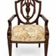 Set of carved wooden armchairs - Classic style - Chiniot, Pakistan