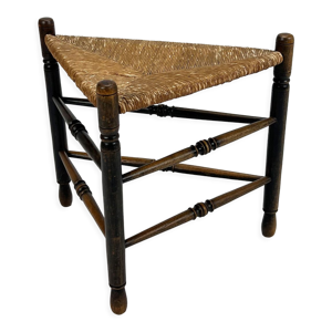 Tabouret triangulaire en chêne