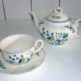 V&B Phoenix blue teapot and breakfast cup and saucer