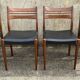 Quatre chaises teck et sky noir, esprit scandinave, vintage, années 60