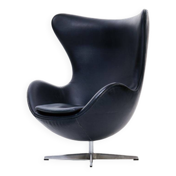 Egg Chair, design danois, designer : Arne Jacobsen, fabricant : Fritz Hansen