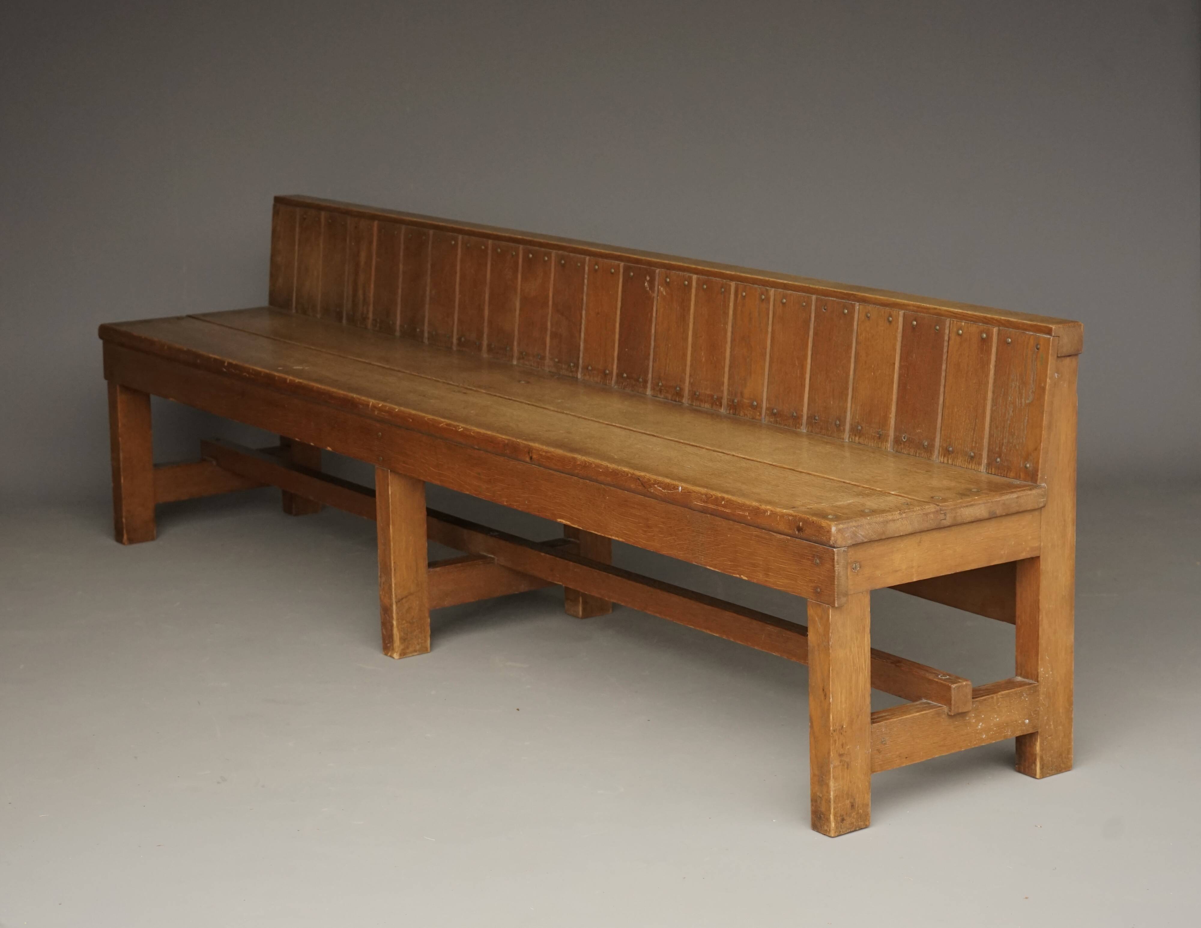 Dutch Traditionalist oak bench, Delft School. 1920s