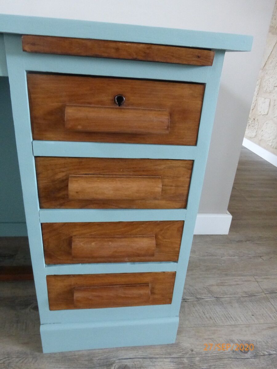 Children's desk redesigned