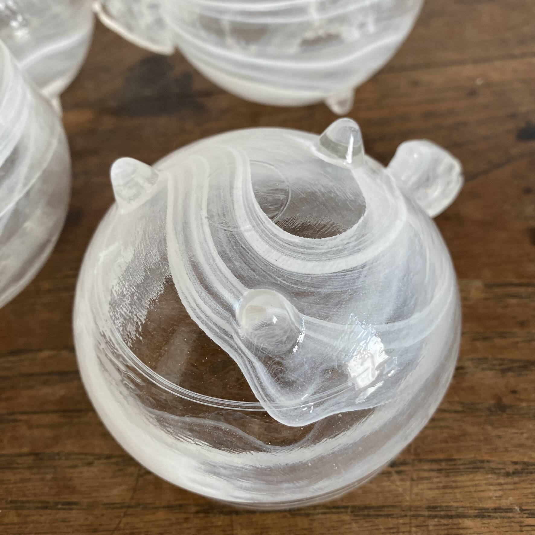 Tasses  en verre soufflé, esprit Murano