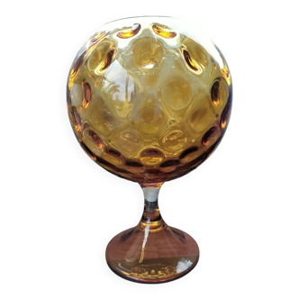 Vase calice en verre ambrée années 50/60