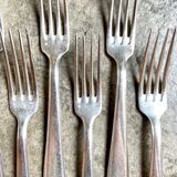 6 fourchettes en métal argenté