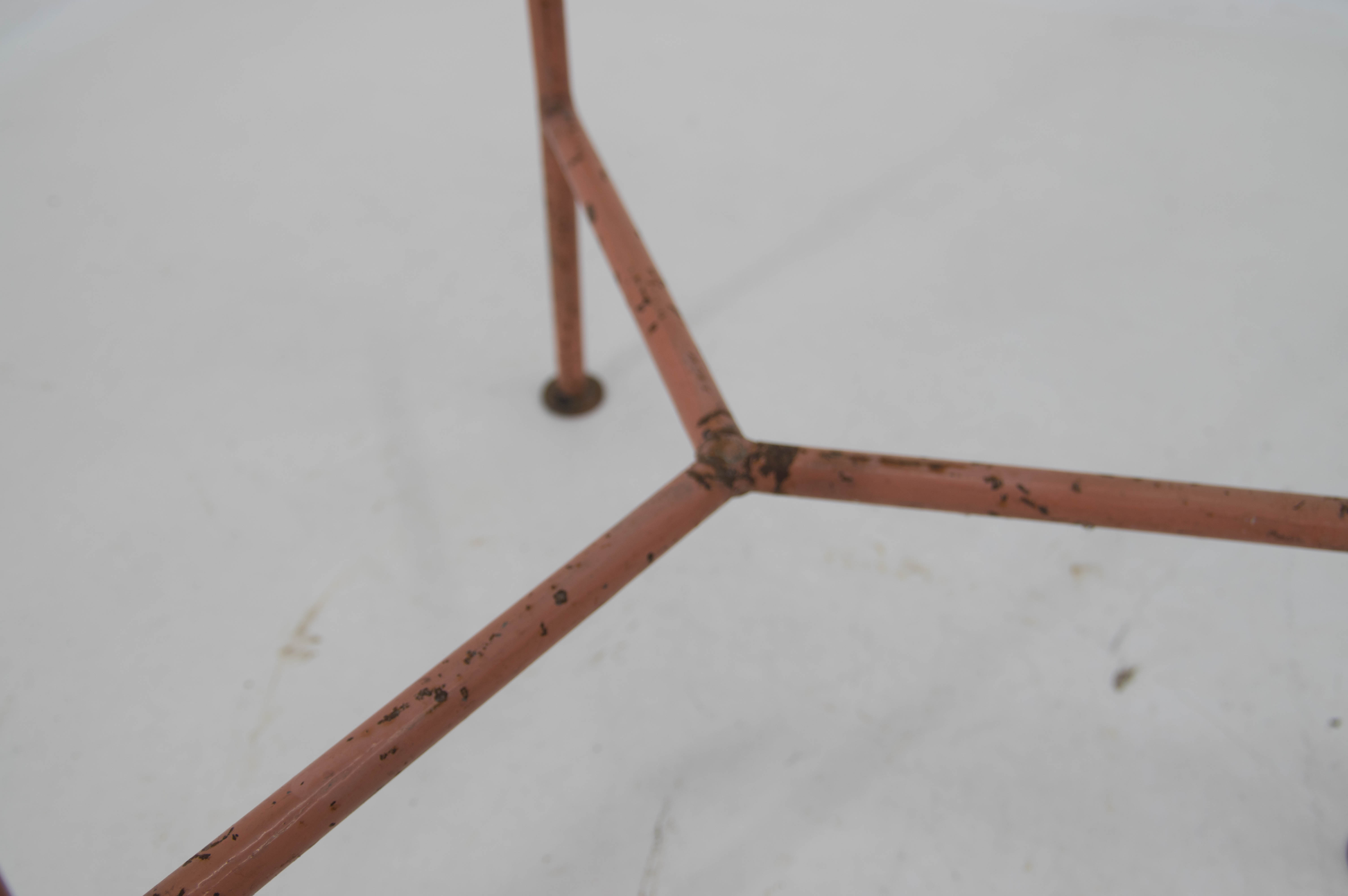 Bauhaus industrial pink coat stand, 1920s