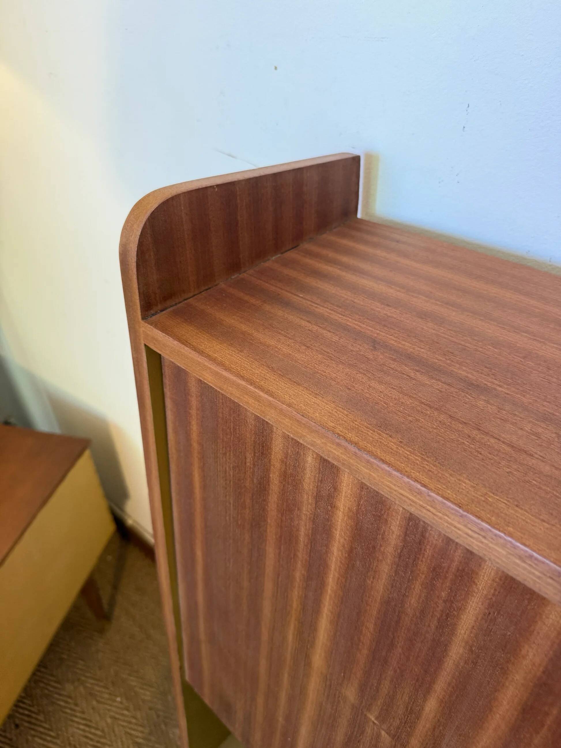 Secrétaire vintage compact placage acajou