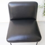 Chaise noire