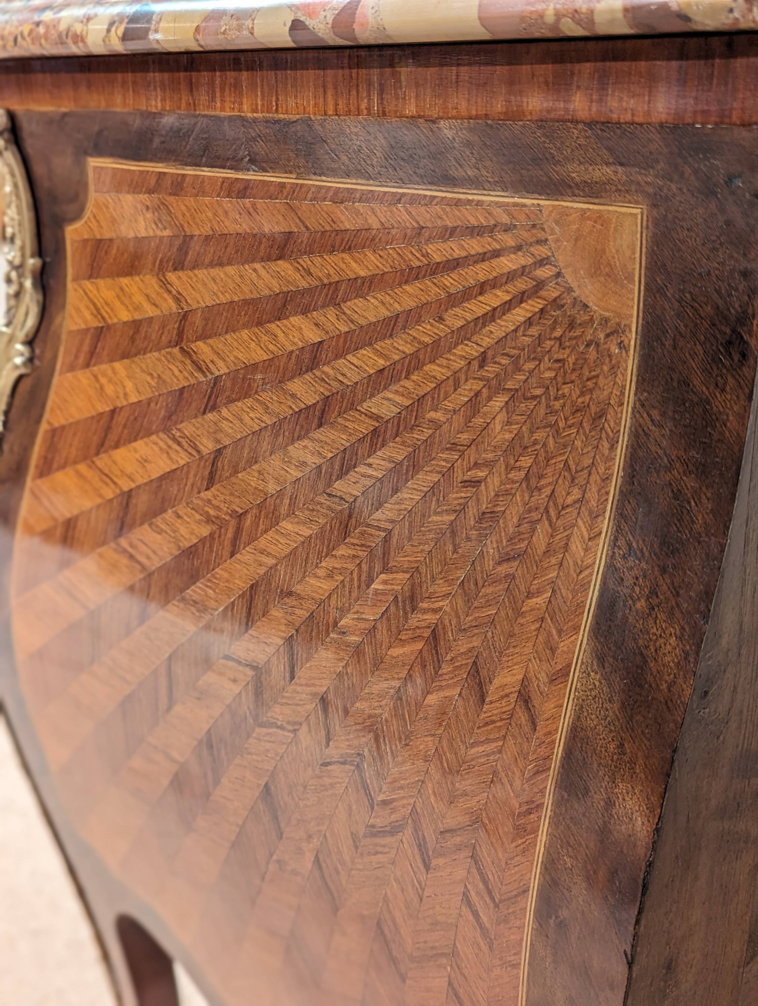 Louis XV chest of drawers stamped F.Daide