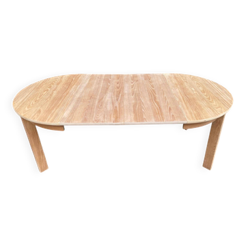 Scandinavian round extendable dining table stripped in raw oak 1980