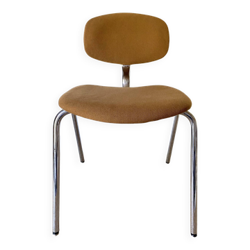 Chaise vintage Strafor n