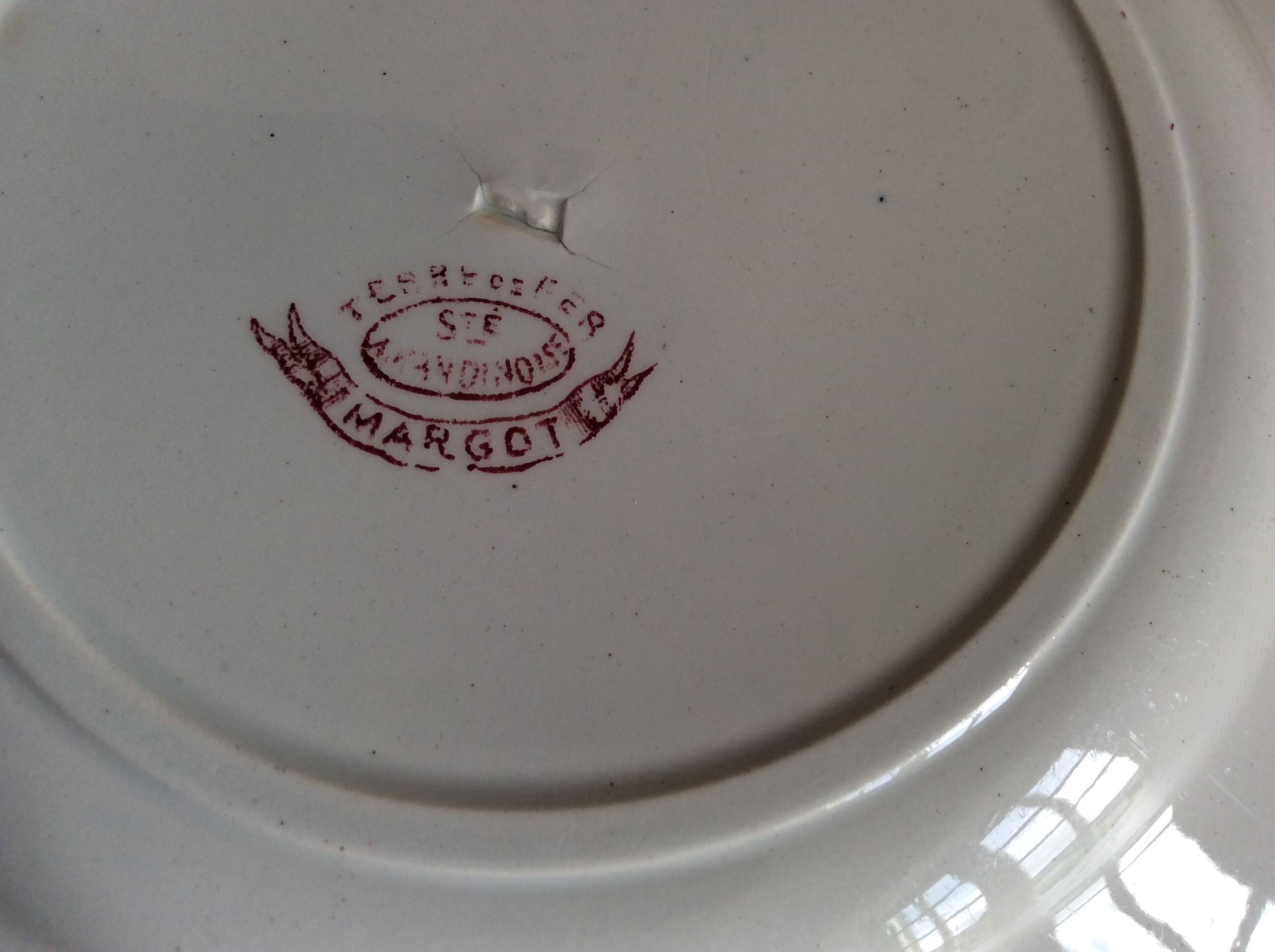Terre de Fer dessert plates