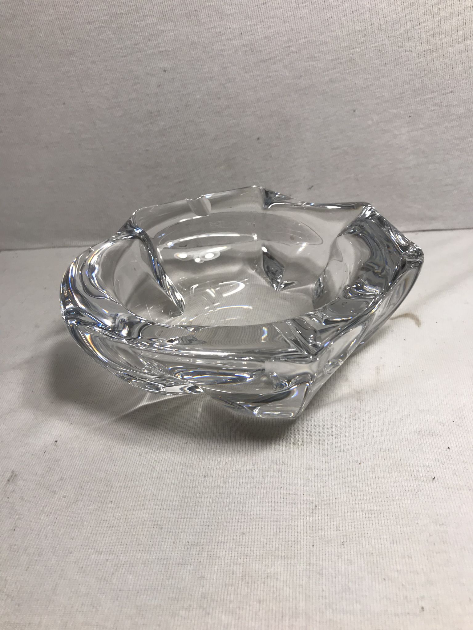 Former grand model Daum crystal ashtray signed France vintage