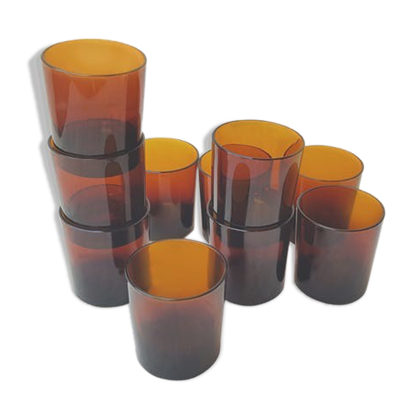 11 amber-coloured glasses