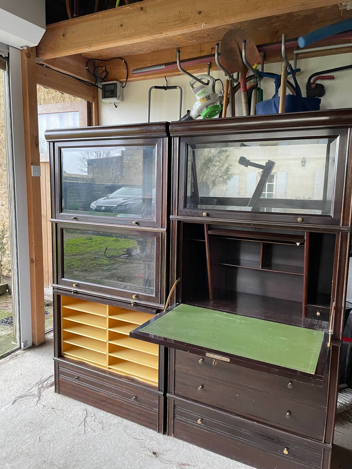 MD storage furniture