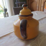 Teapot in varnished Provence earth