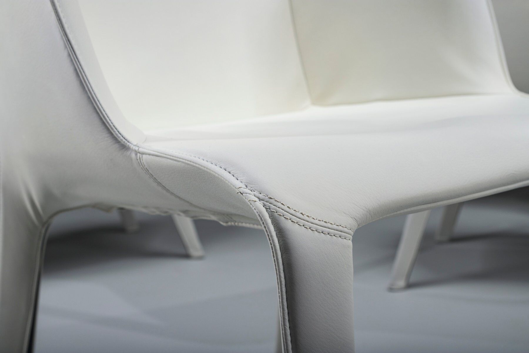 Gio dining chairs in ecru leather by Walter Knoll, Germany, 2000s, set of 8