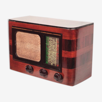 Vintage Bluetooth radio: French Designer 1948