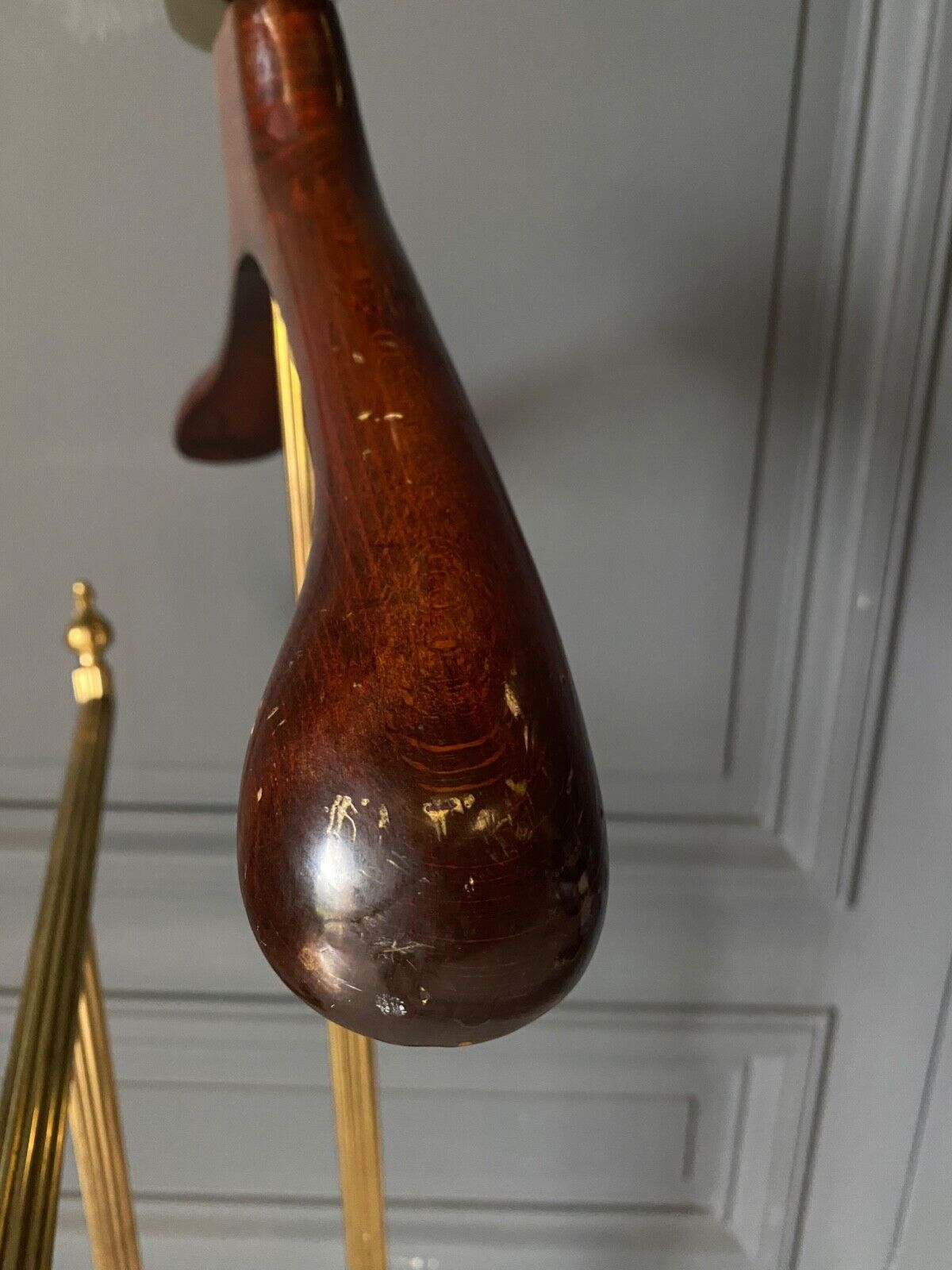 Valet de nuit travail français pieds griffes 1960 brass and wood