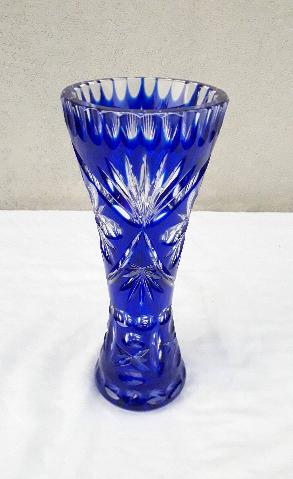 Vase bleu cristal