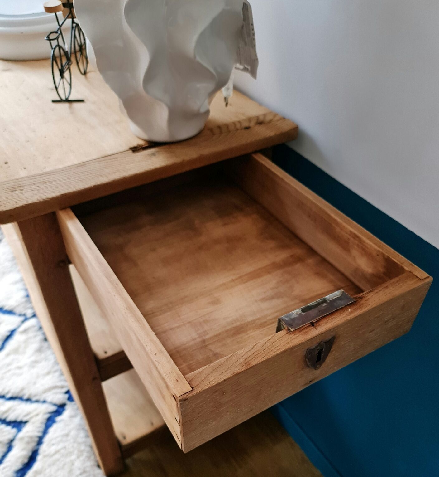 Draper's table in raw oak fully vitrified