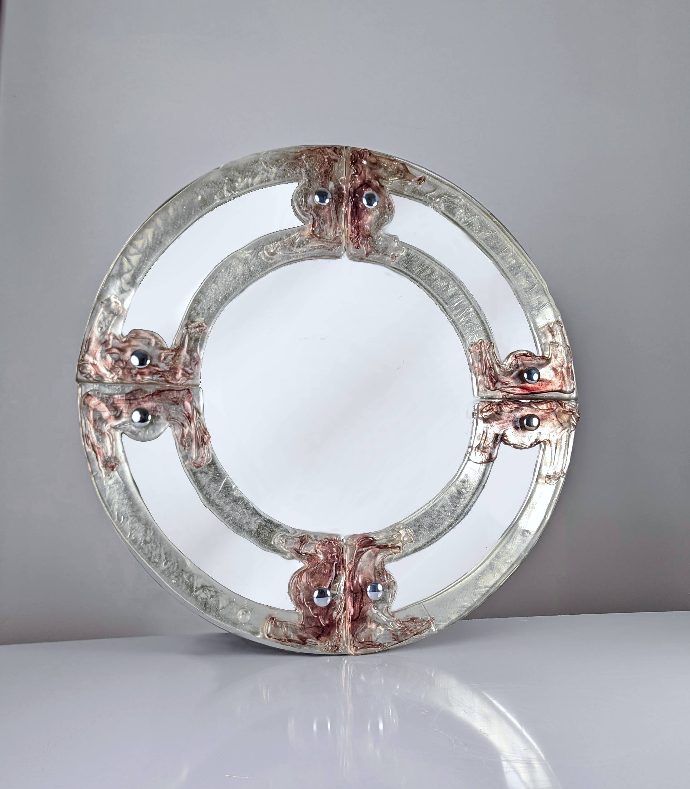 Venetian round mirror in pink and purple murano glass 1960s