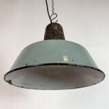 Lampe d'usine industrielle en émail à pétrole avec dessus en fonte, années 1960