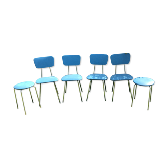 Lot de chaises et tabourets bleus rockabilly