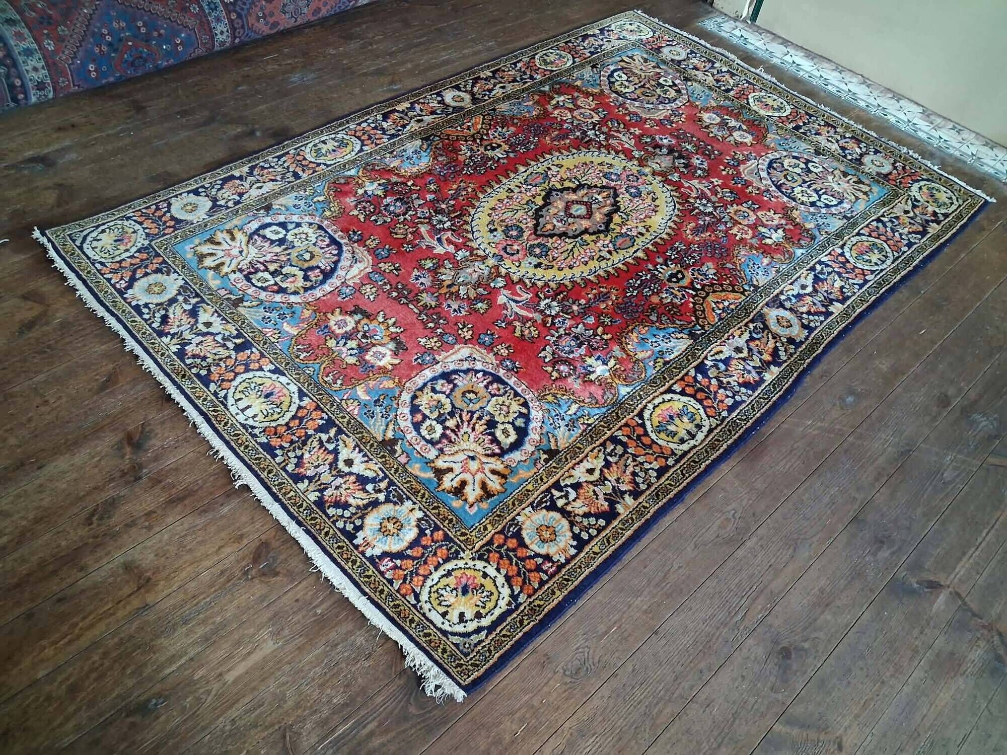Handmade Tabriz Persian rug 216x140cm