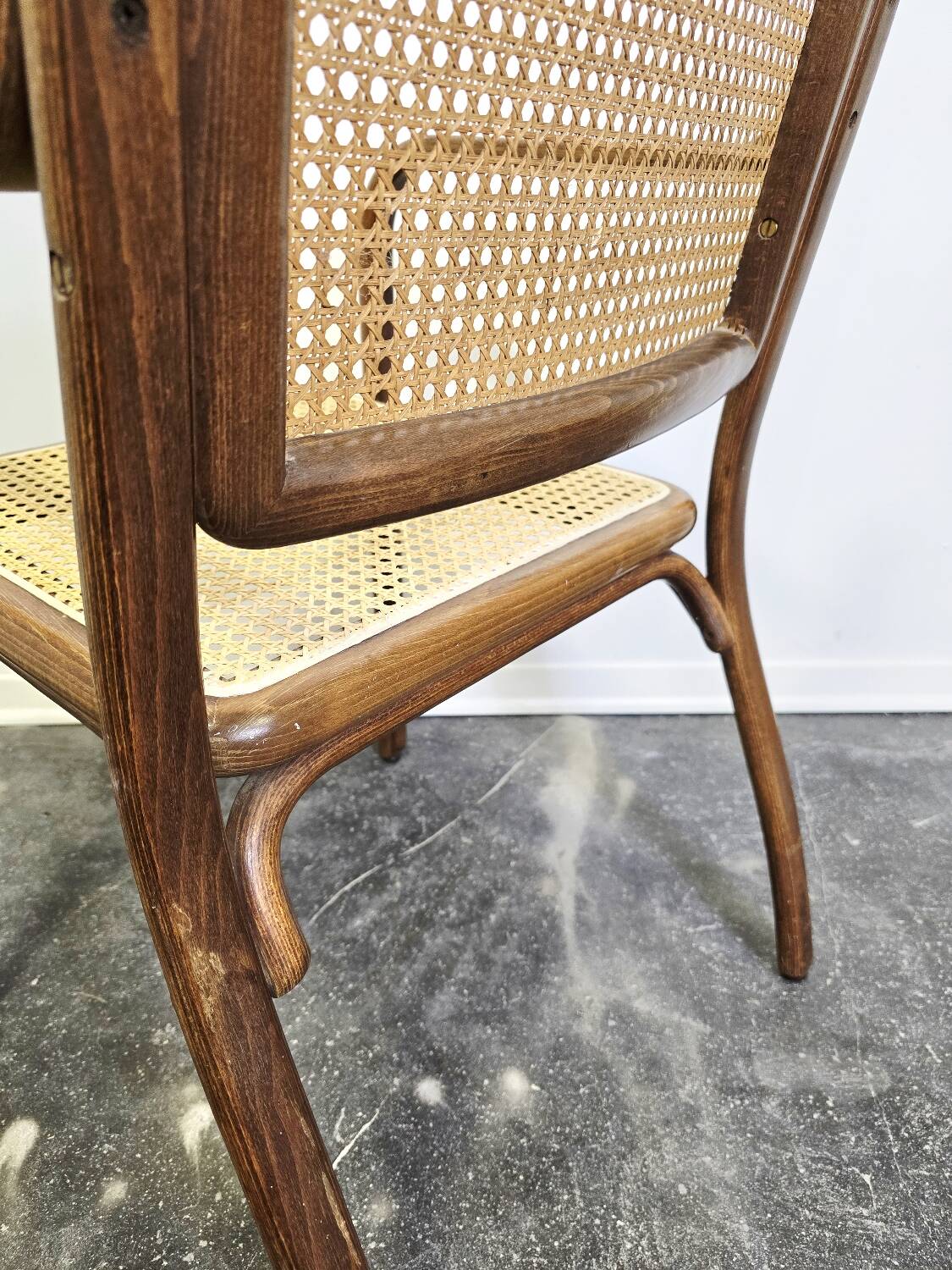 Fauteuil en bois cintré des années 60