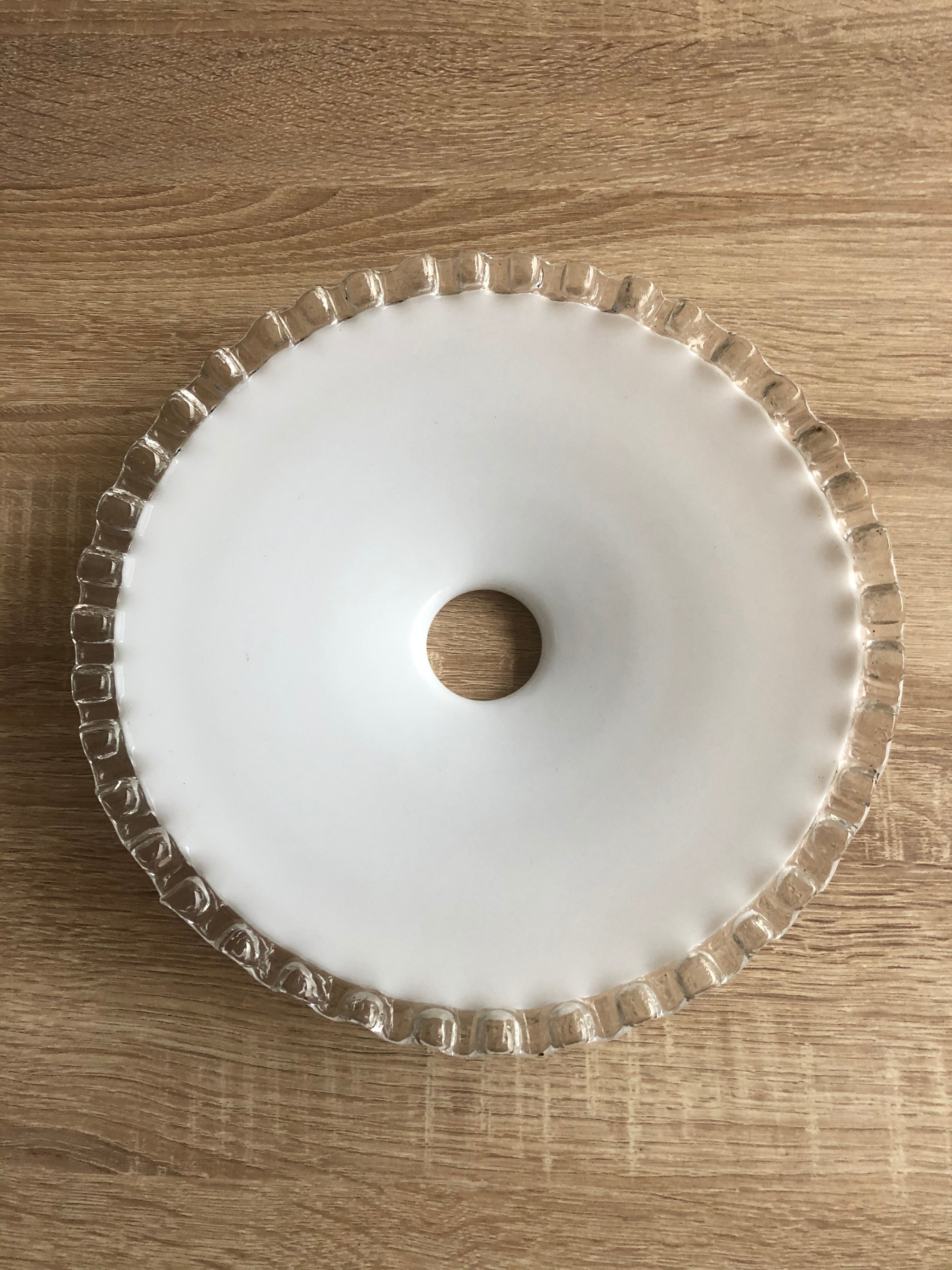 Abate day in opaline