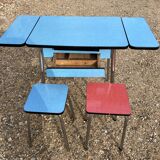 Formica table and 2 stools