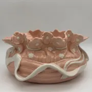 Vintage ceramic cache-pot in pink and white.