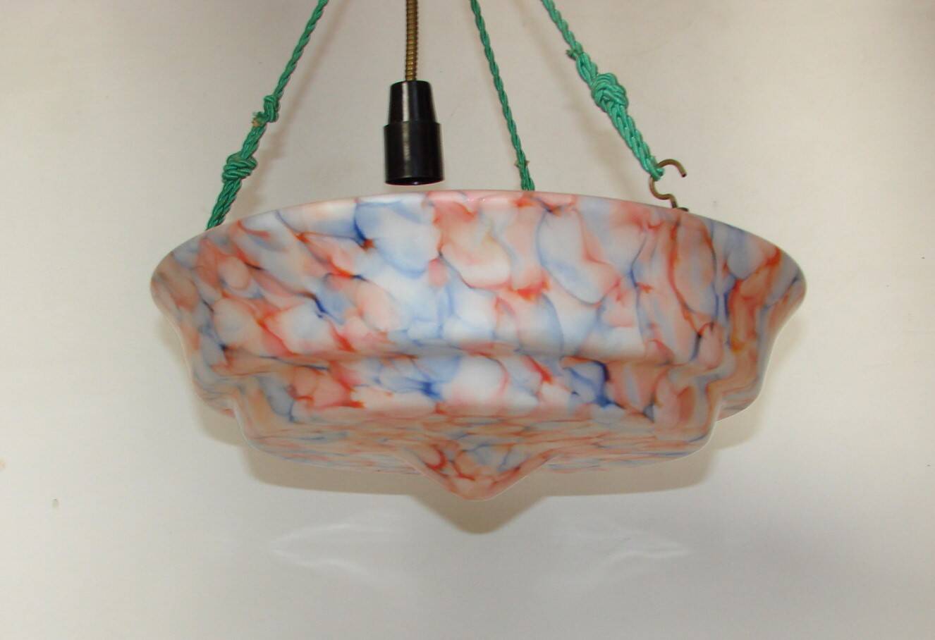 Suspension en verre, 1930