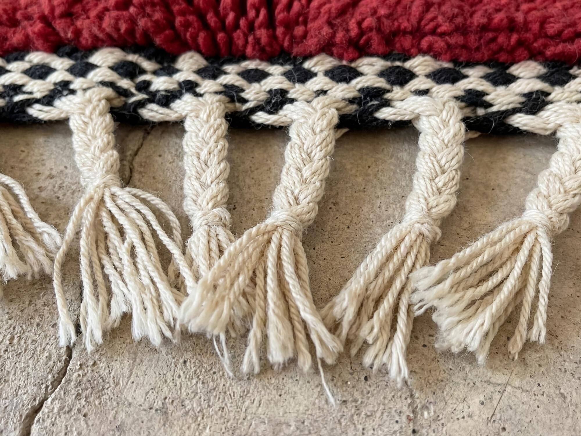 Handmade Moroccan rug, pure wool, 3x2 m.