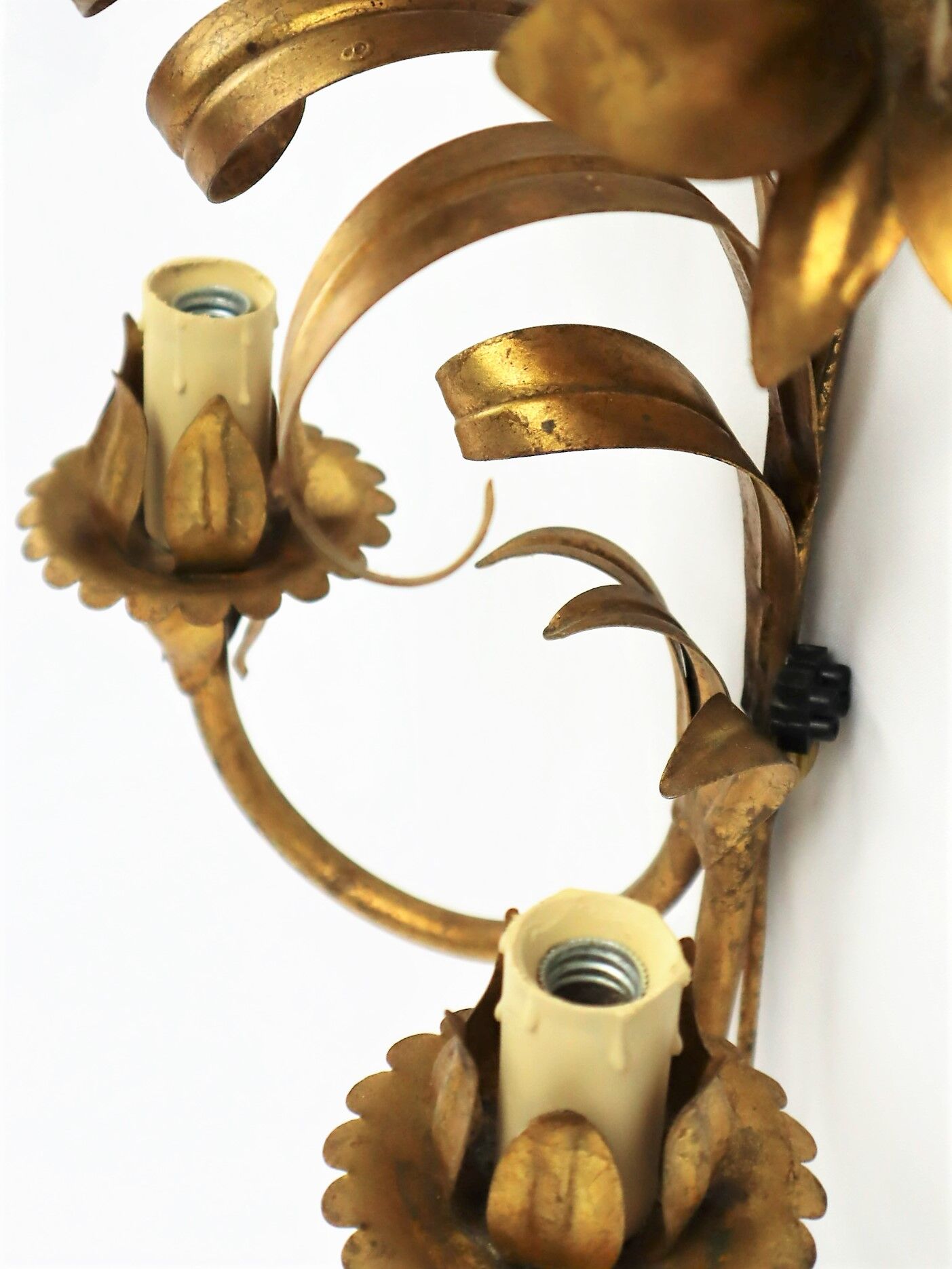 Golden metal flower sconces 1960 in pairs