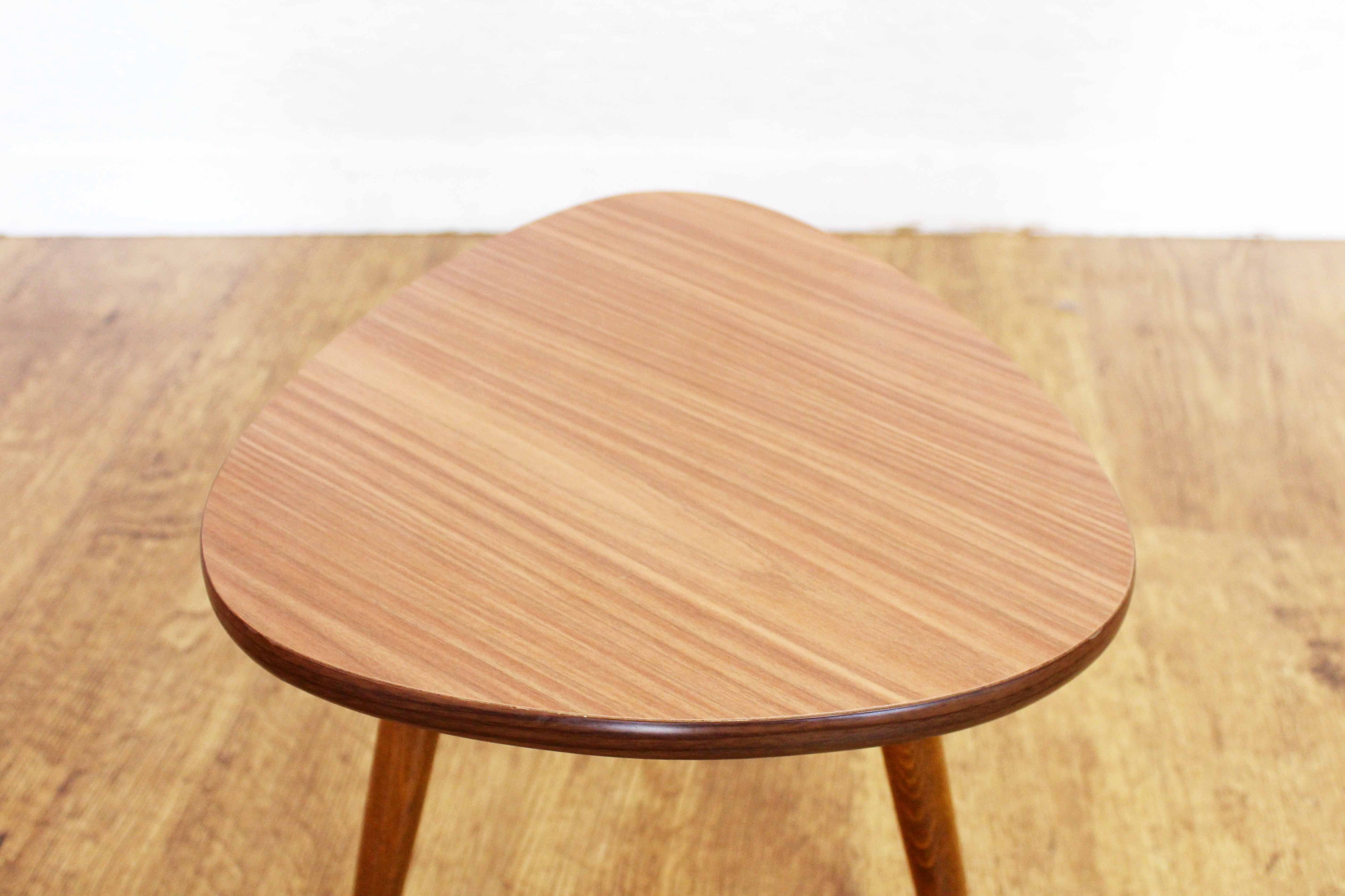 Tripod pedestal table plant holder