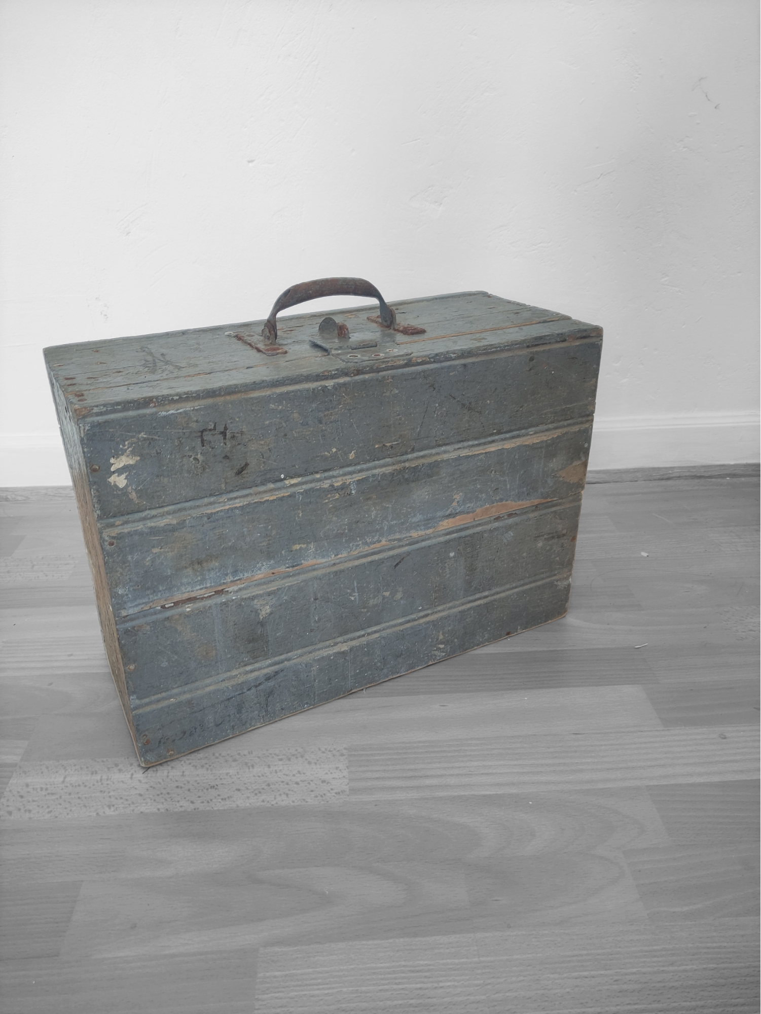 Caisse à outils en bois