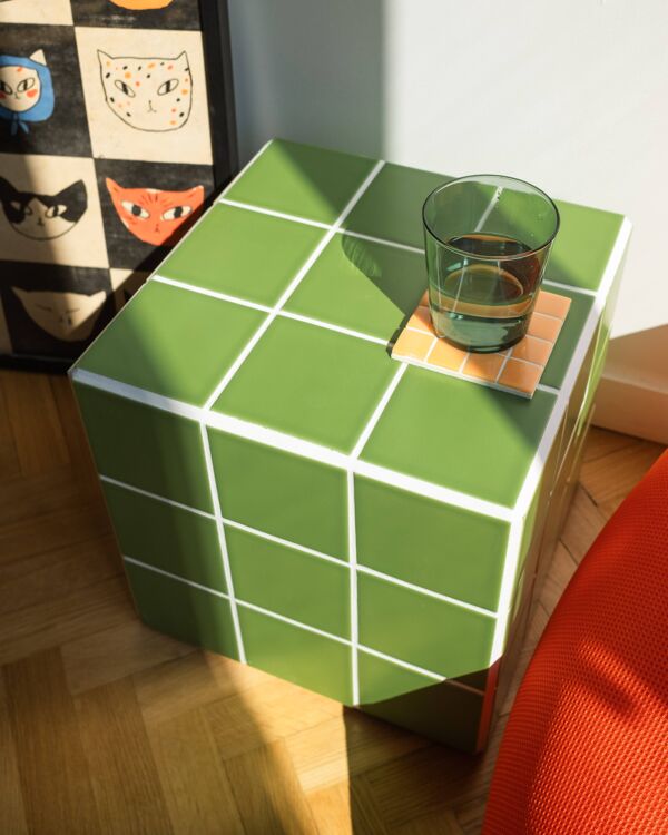 Table de chevet, d'appoint en céramique vert forêt