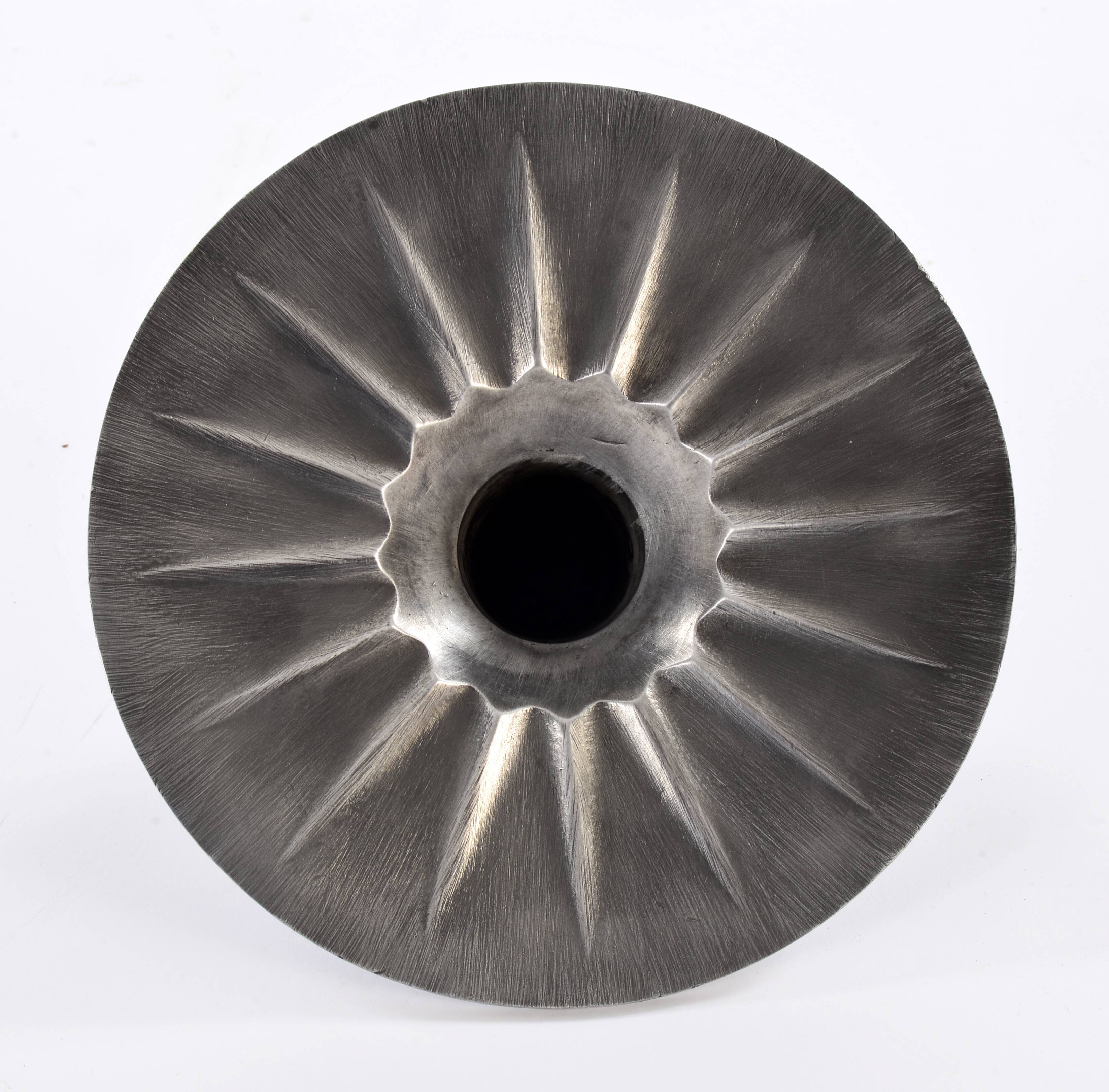 Standing ashtray