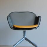 Fauteuil Iuta par B&B Italia