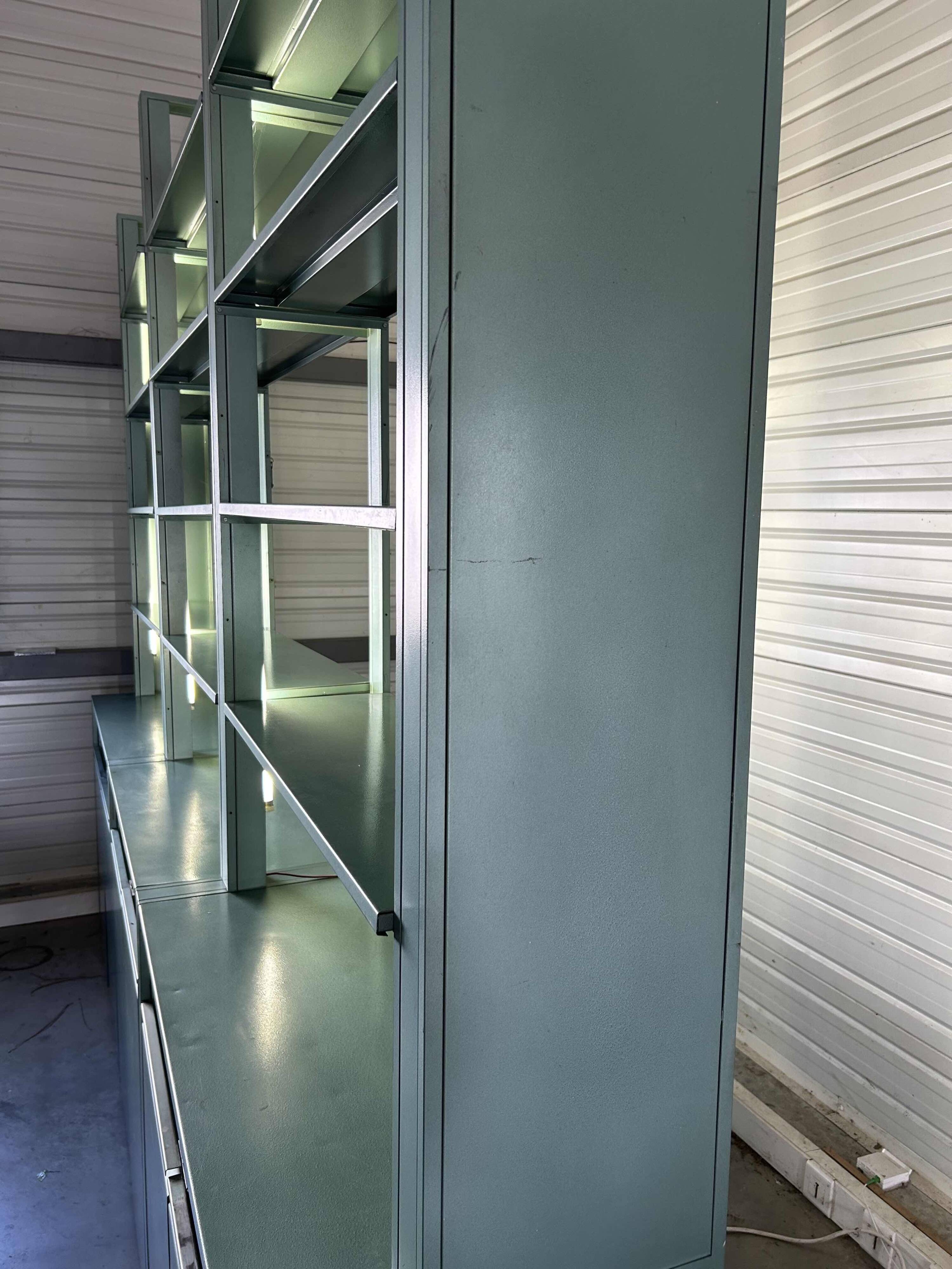 Etagere bibliotheque en fer