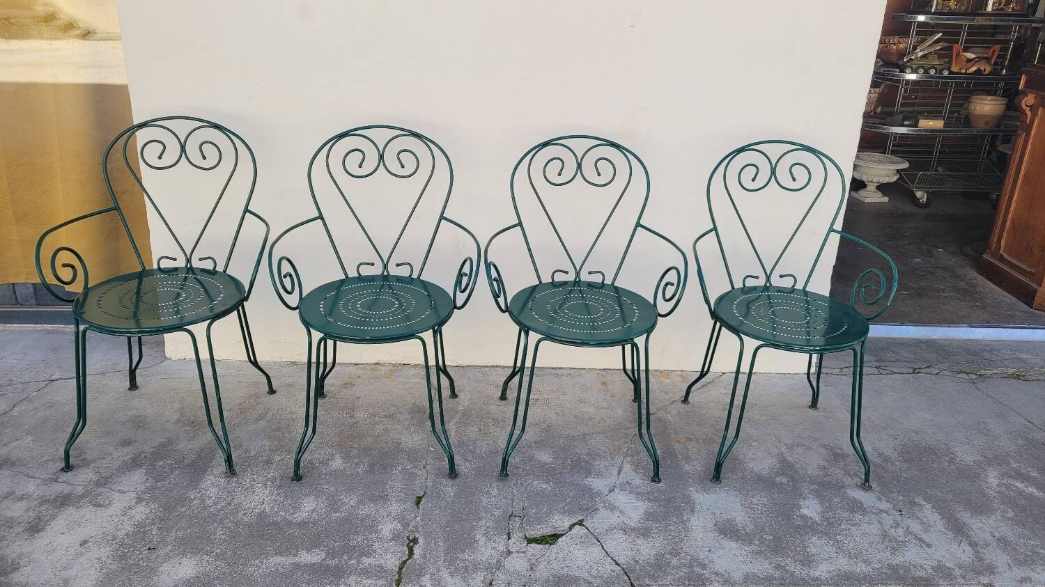 Série de 4 fauteuils de Jardin Fermob en fer ancien
