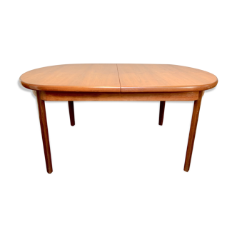 Extending dining table teak