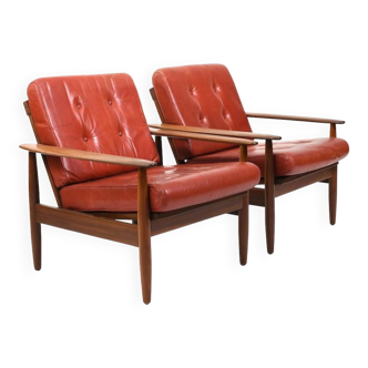 Pair of Danish / Scandinavian Teak Easychairs wit Leather 1960s