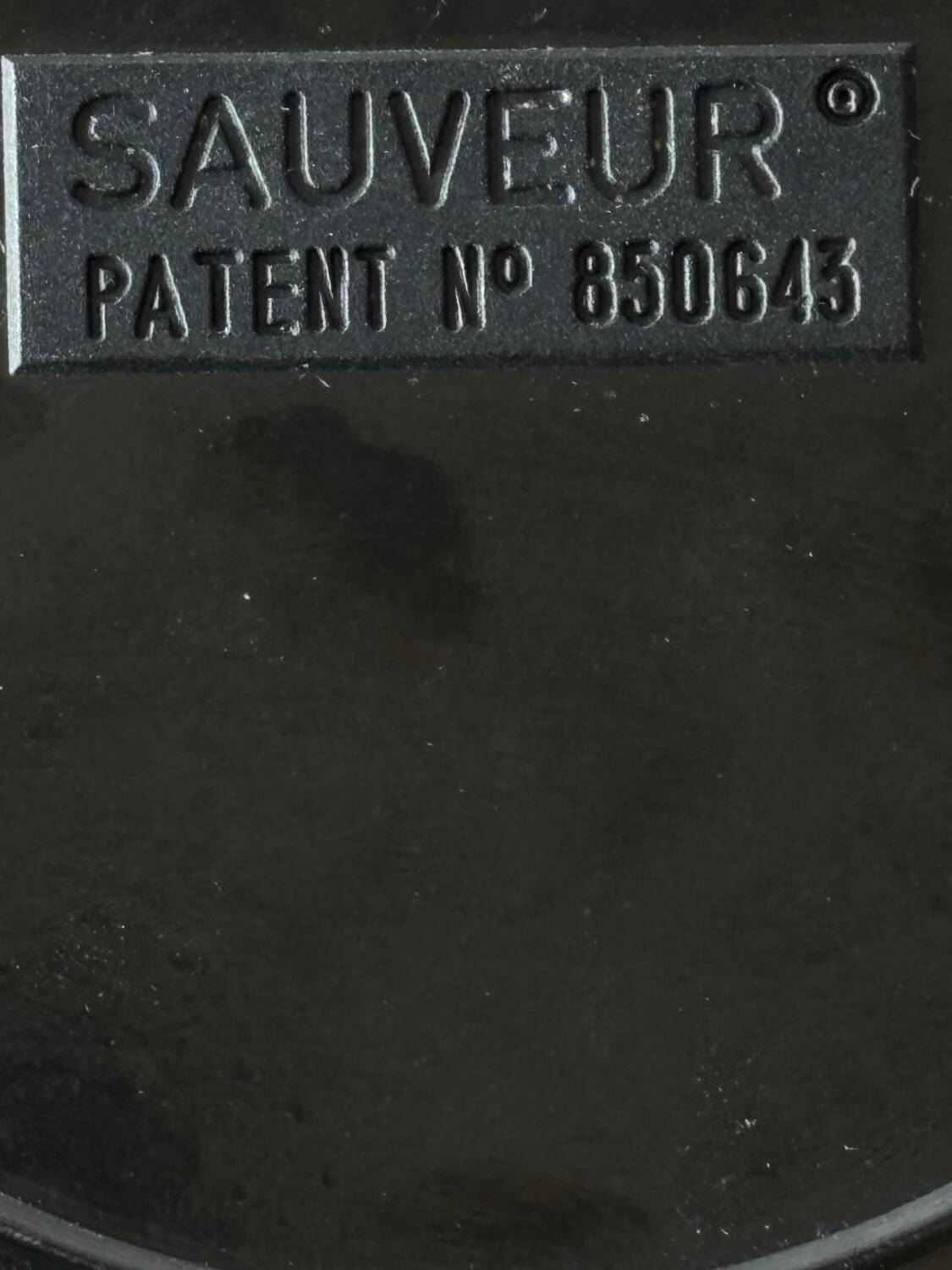 Vintage Bakelite Sauveur Patent Ashtray